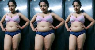 Cheater Tamil Wife Showing & Fucking Leak