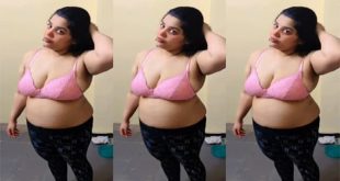 Sexy Chubby Indian Tanker Wife More Clip