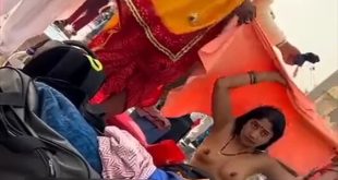 Desi Milf Bhabhi Boobs Showing After River Publicly Dress Change
