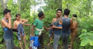 Cheater Wife Outdoor Fucking Caught By Local Guys