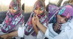 Hijabi Noor Giving Blowjob In Car By BF