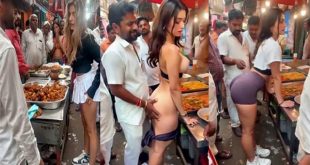 NRI Sexy Babe Fast Time Indian Public Place Nude Show